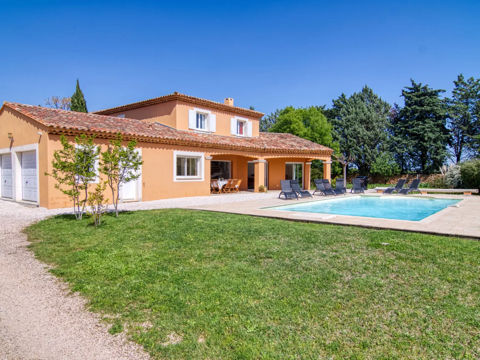 Villa Faro-Outside
