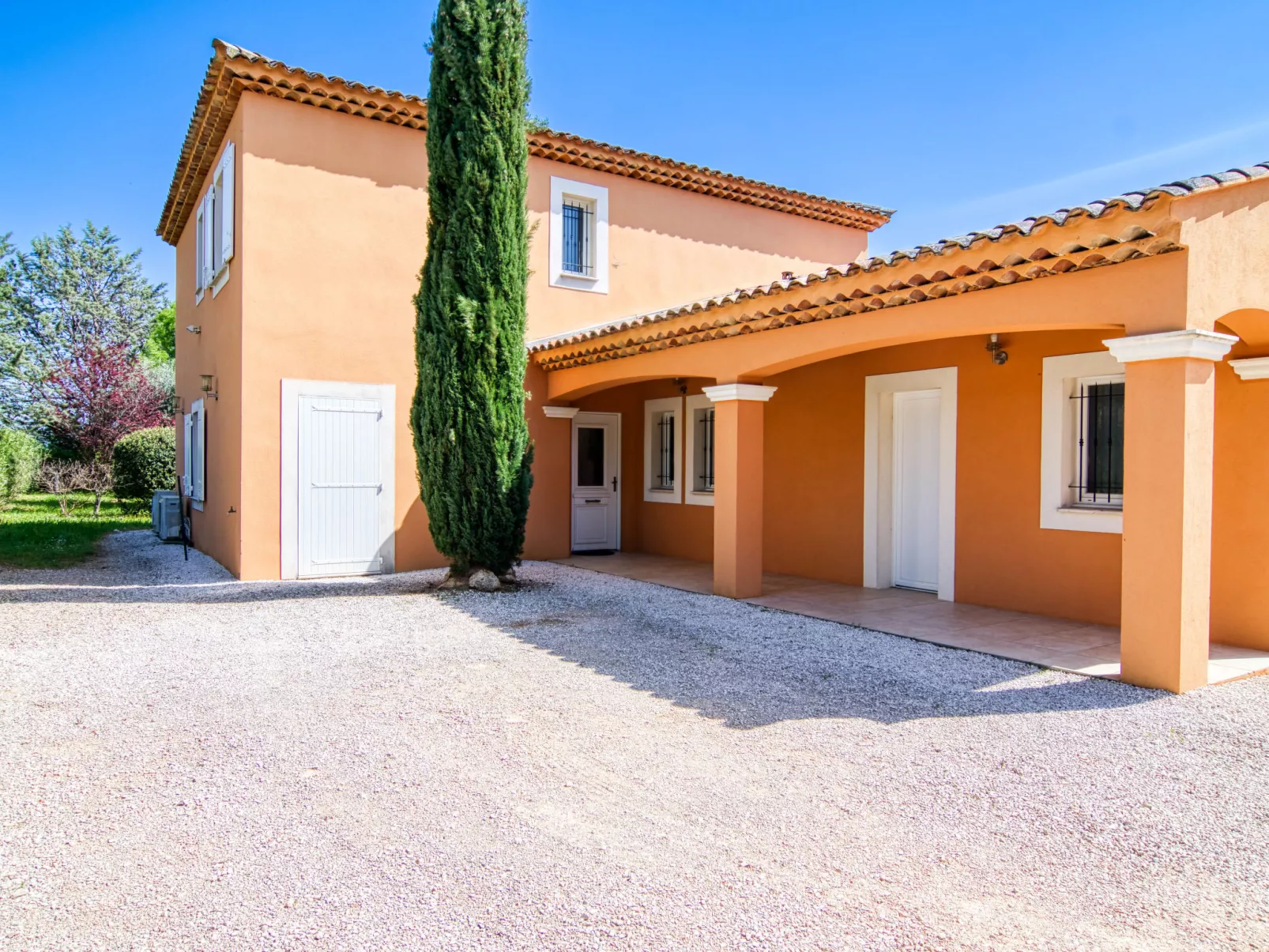 Villa Faro-Outside