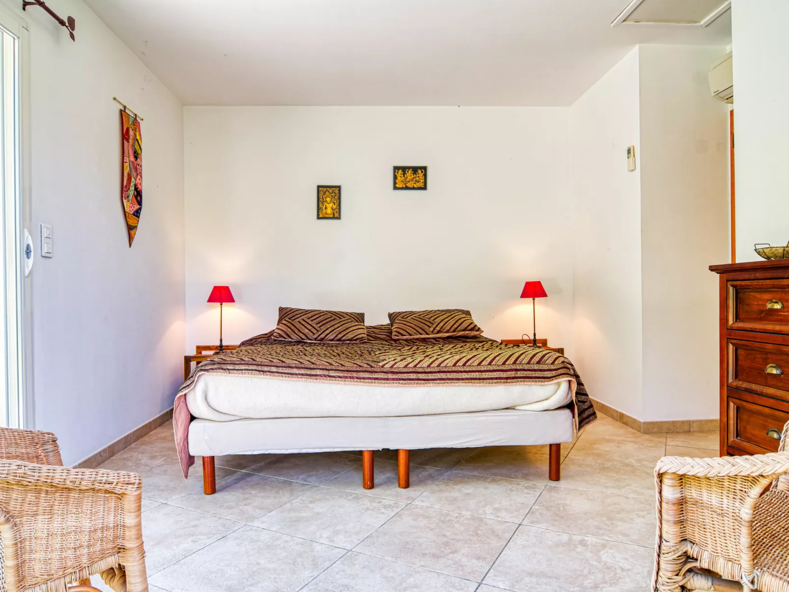 Villa Faro-Inside