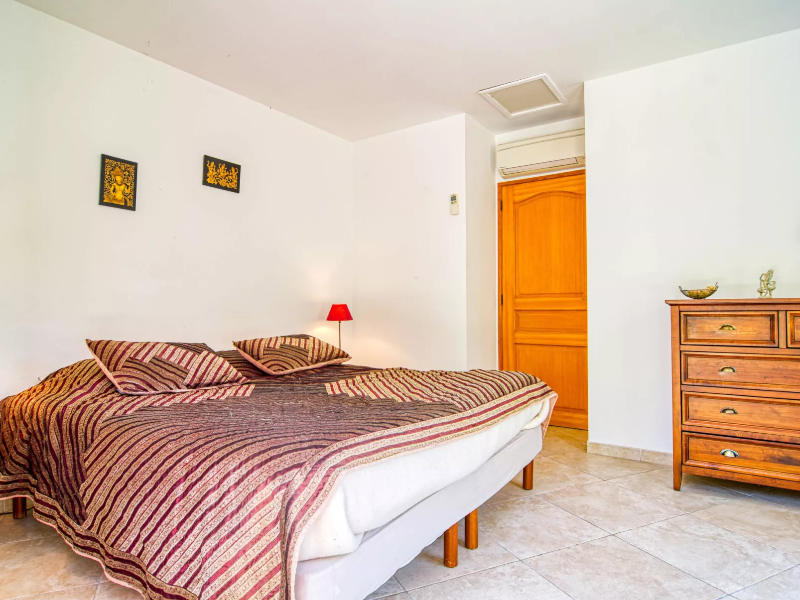 Villa Faro-Inside
