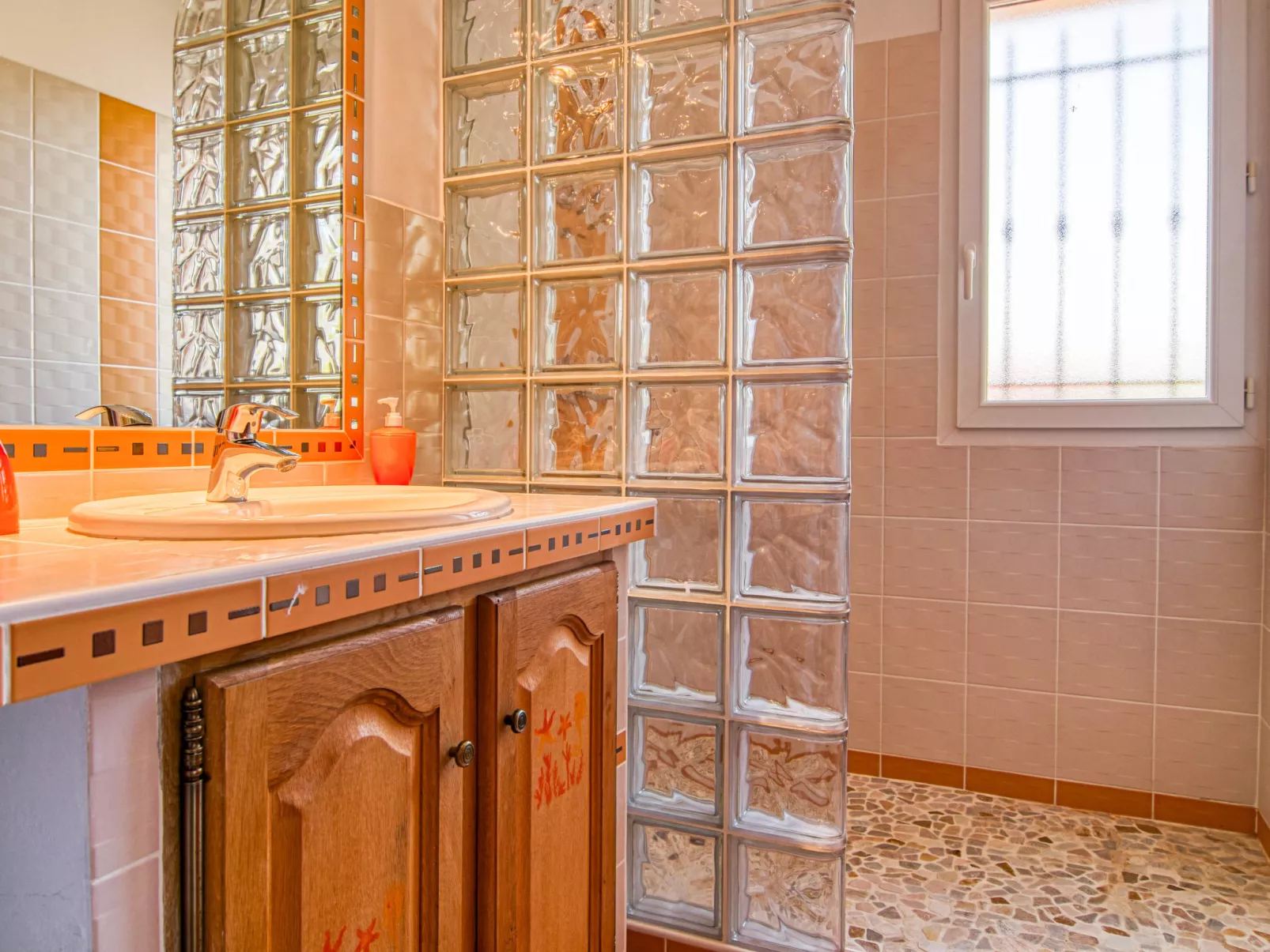 Villa Faro-Inside