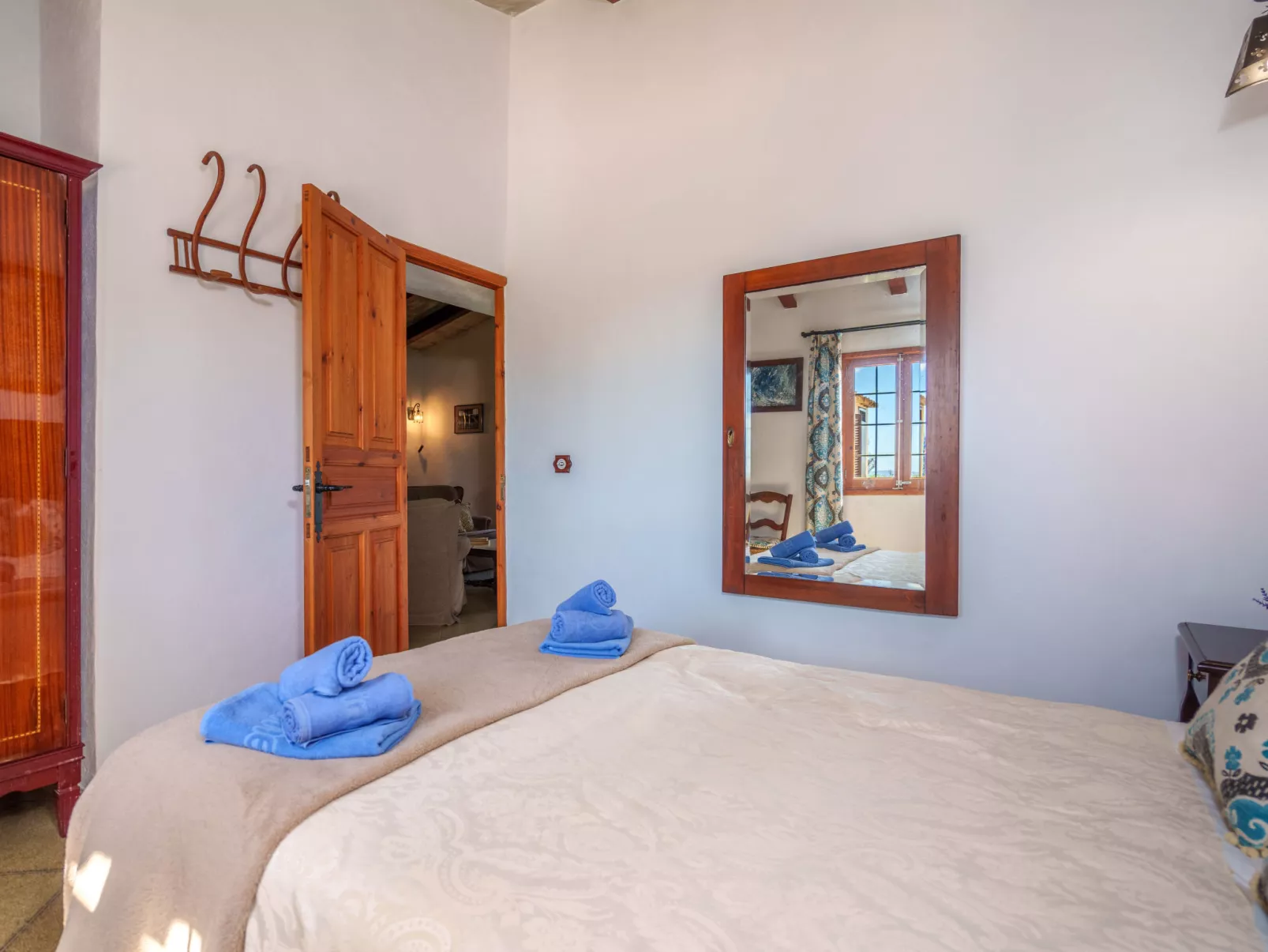 Sant Joan-Inside