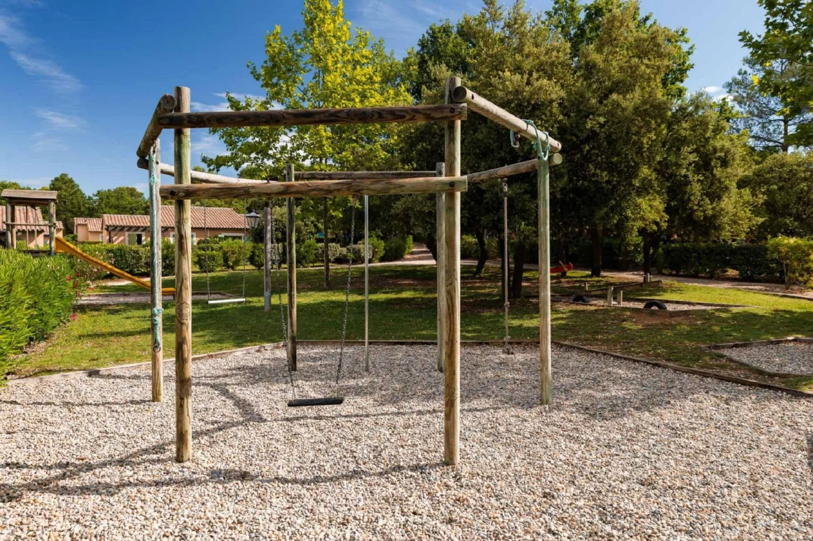 Les Mazets de Gaujac 3-Park facilities