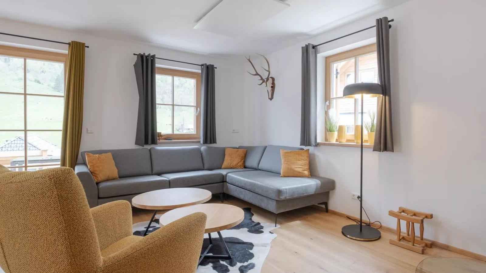 Haus am Wald-Living room