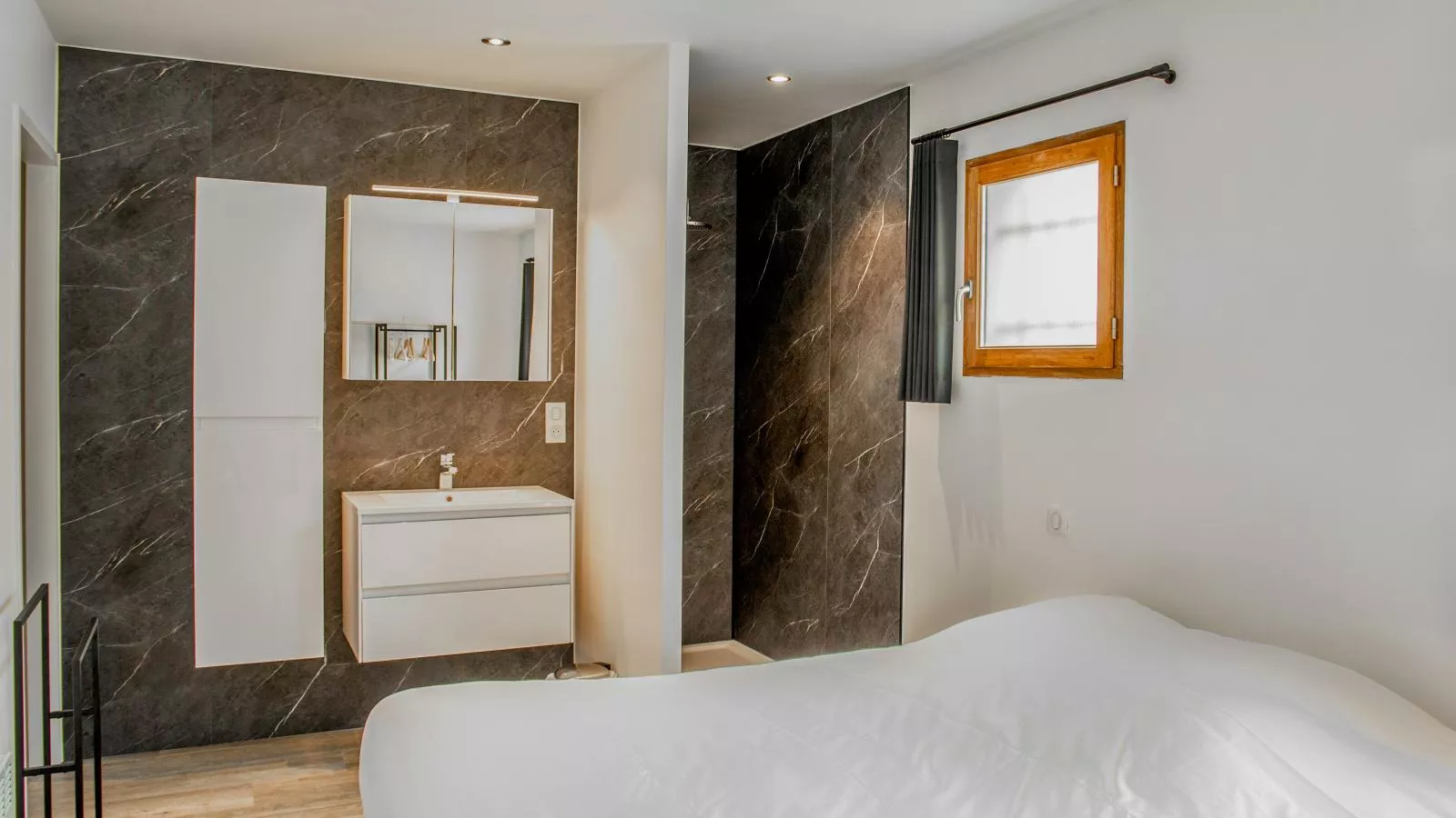 Lac Bleu 39-Bedroom