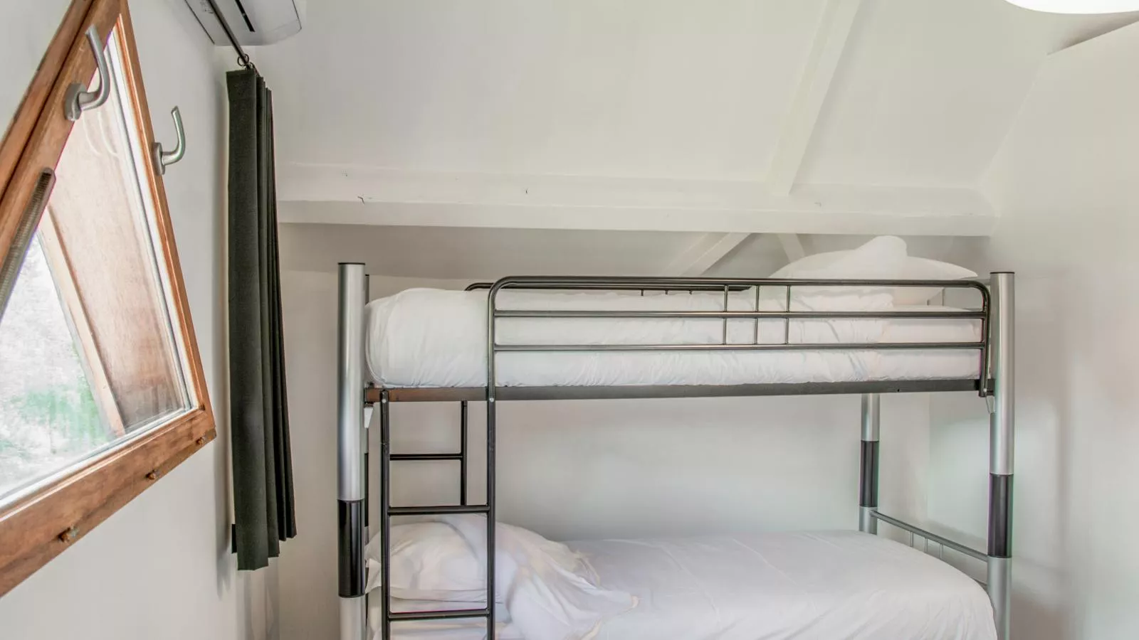 Lac Bleu 39-Bedroom