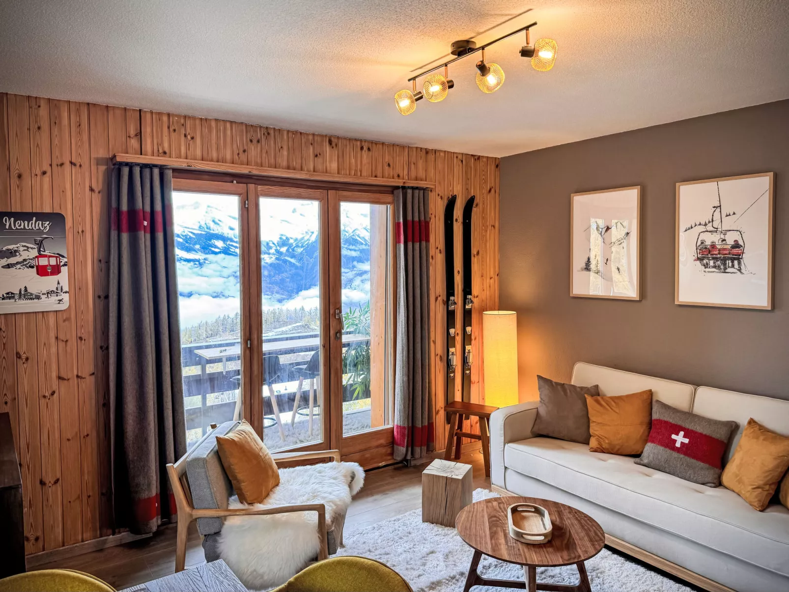 Swiss alps Cocoon Cascade 5-Inside