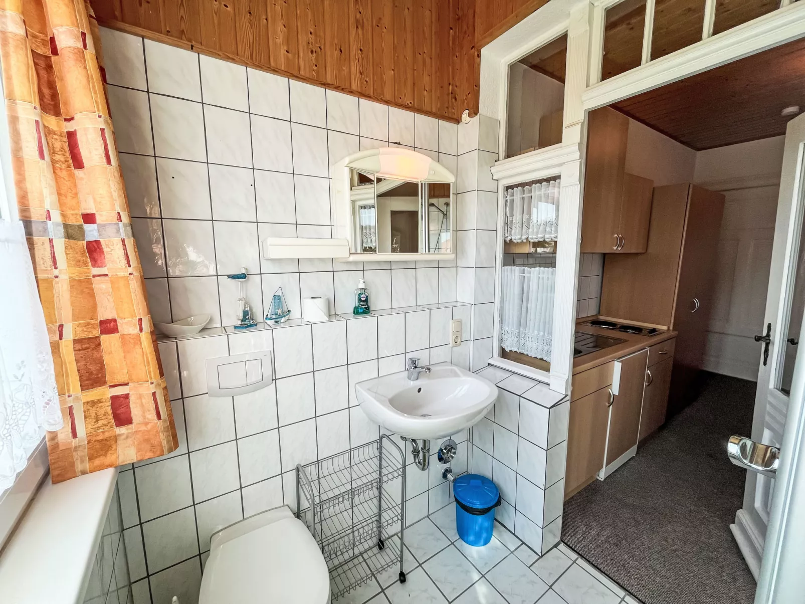 Burgfried (App.3)-Inside