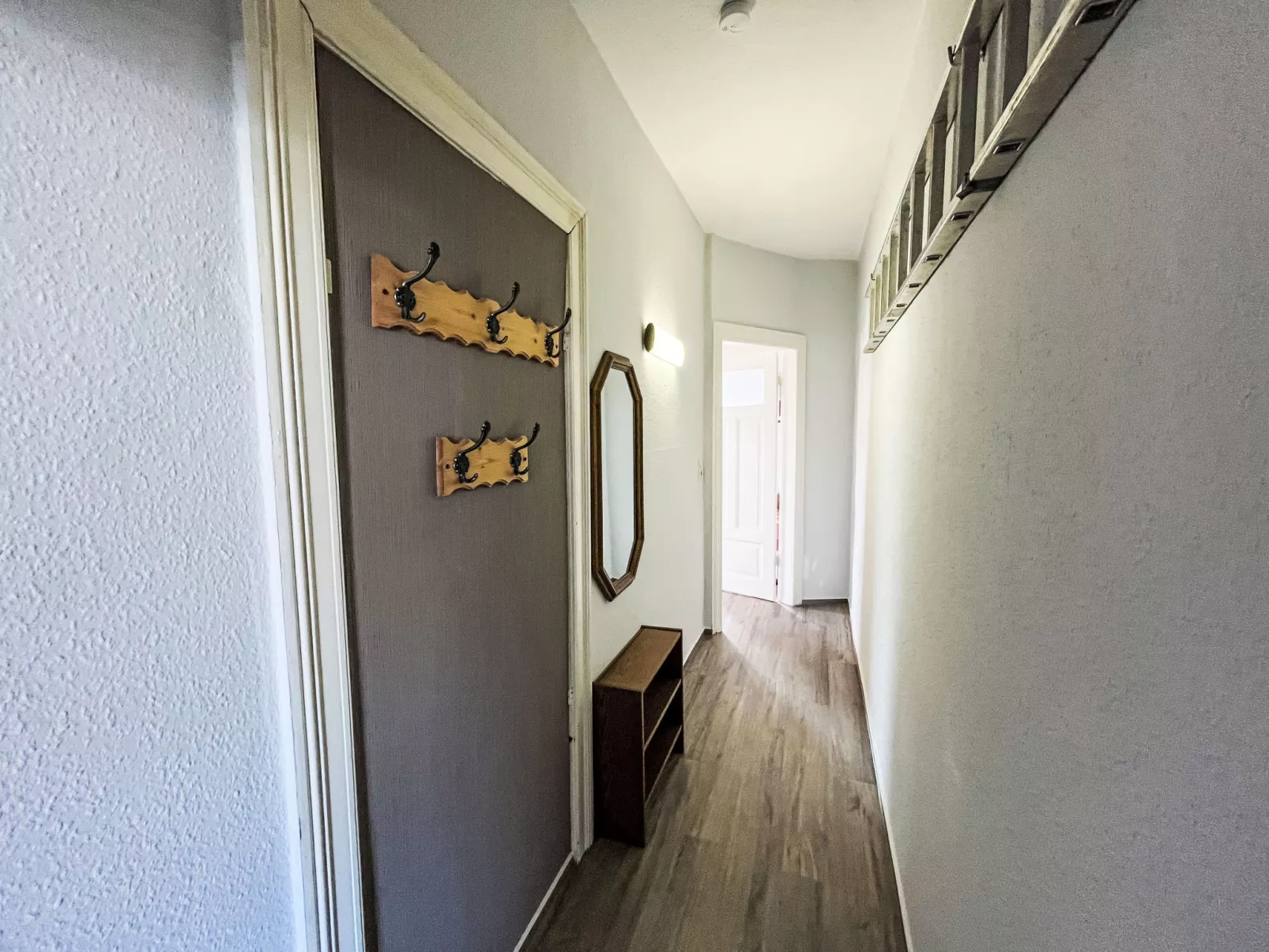 Burgfried (App. 1)-Inside