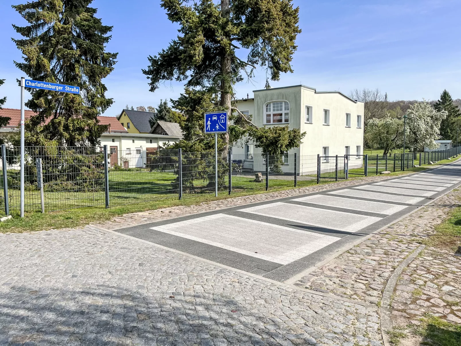 Burgfried (App. 1)-Outside