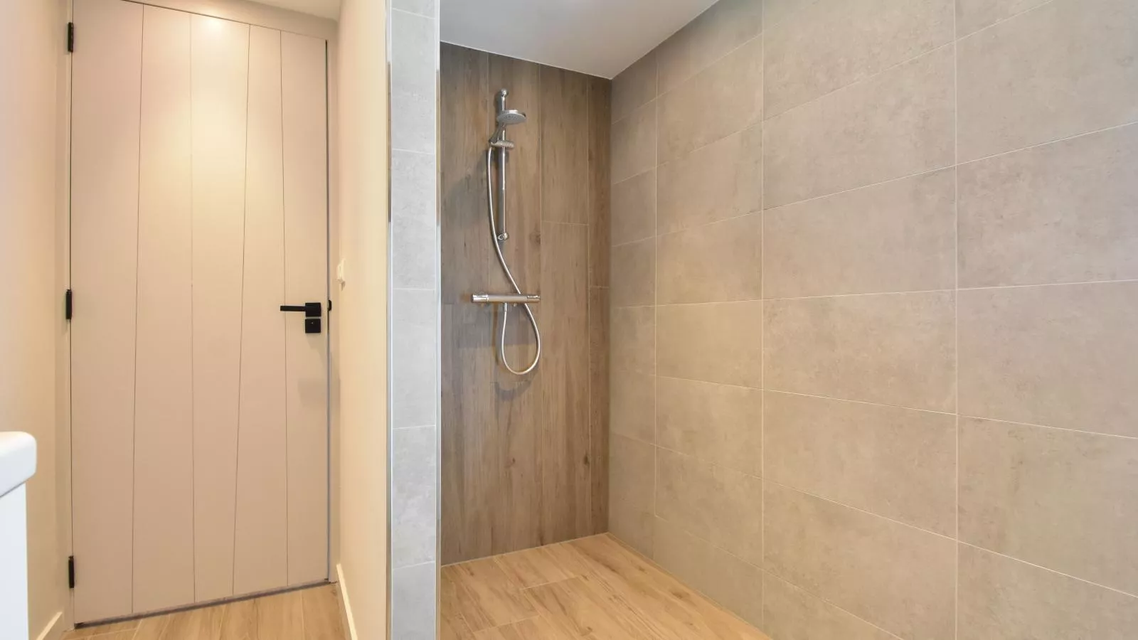Heeresteeg-Badezimmer