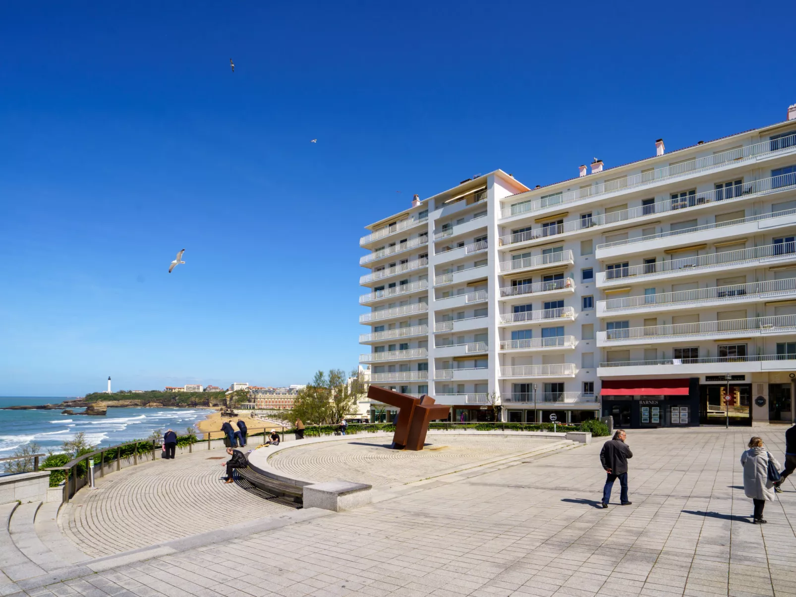 Bellevue Clemenceau-Outside