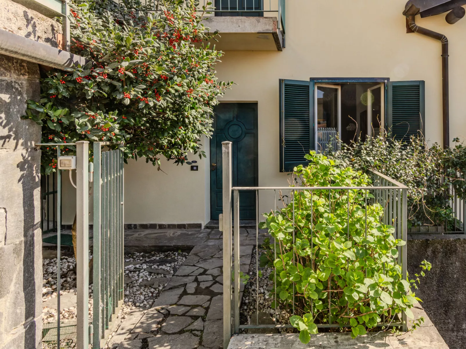 Casa sul Lario-Outside