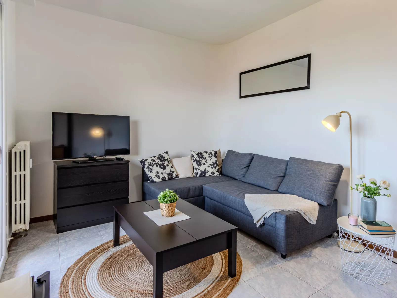 Bellano Lakeview Apartment-Dedans