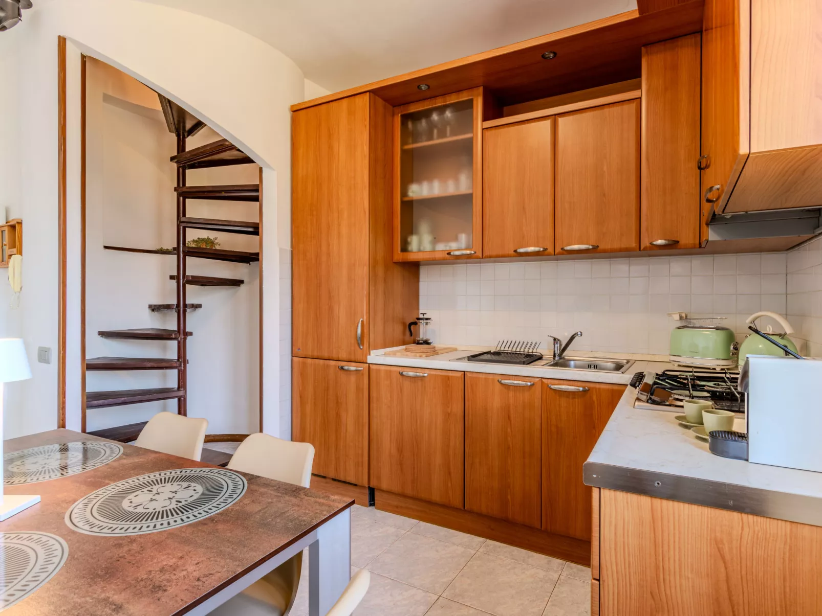 Bellano Lakeview Apartment-Dedans