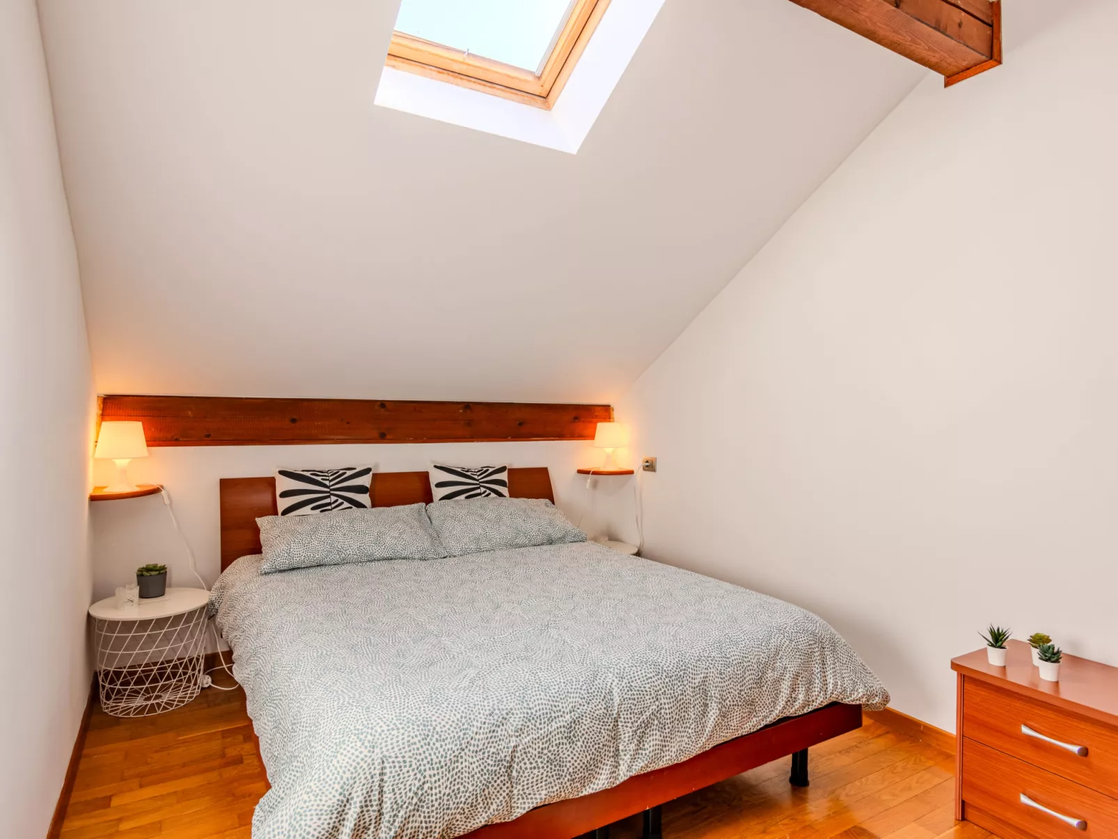 Bellano Lakeview Apartment-Dedans