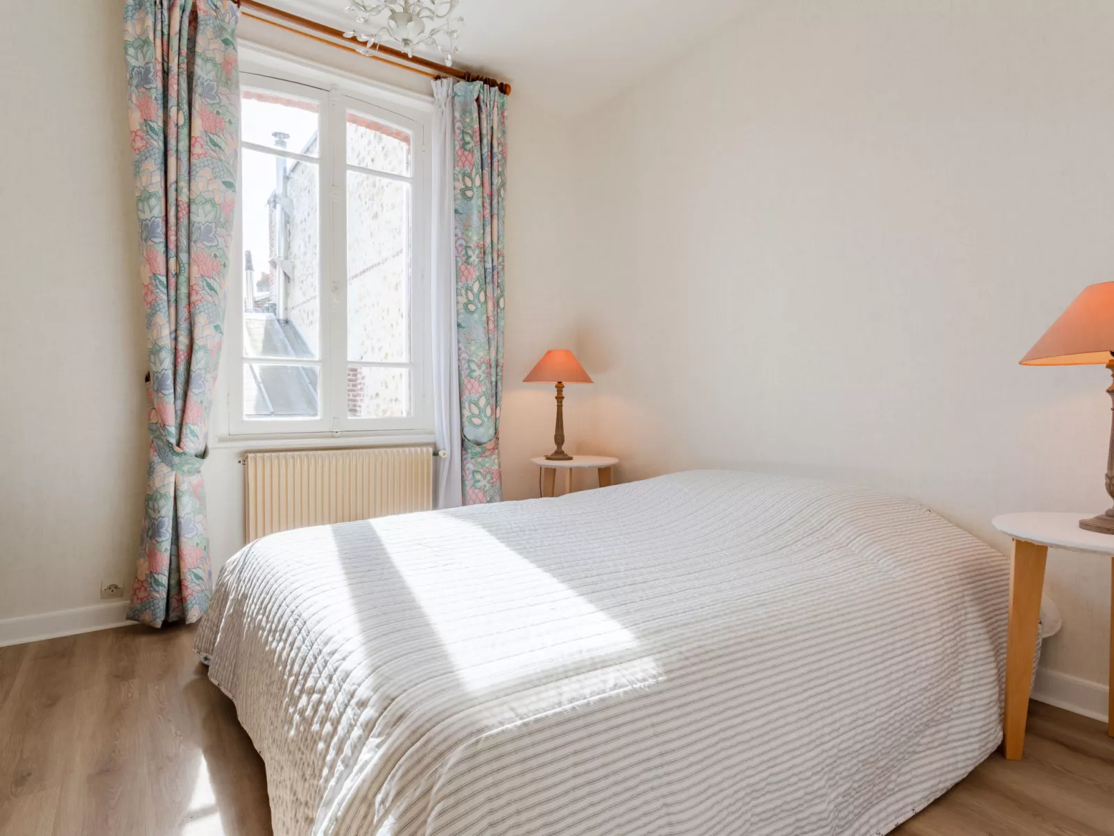 Gambetta-Inside