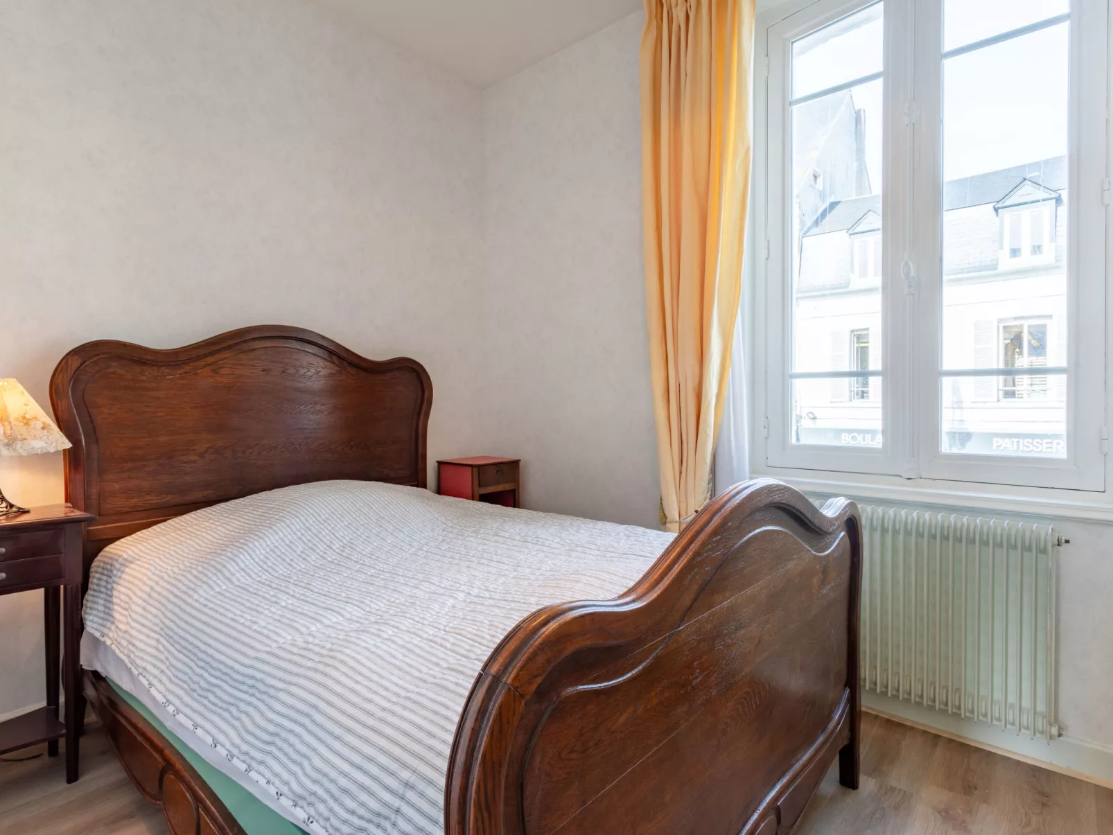 Gambetta-Inside