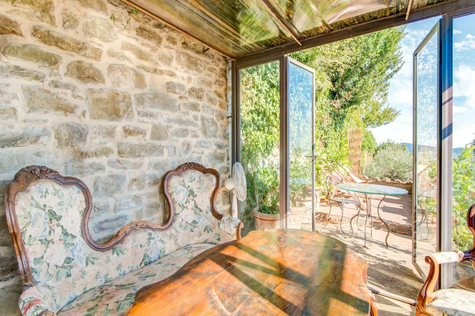 Villa Nigra-Balcon-terrasse
