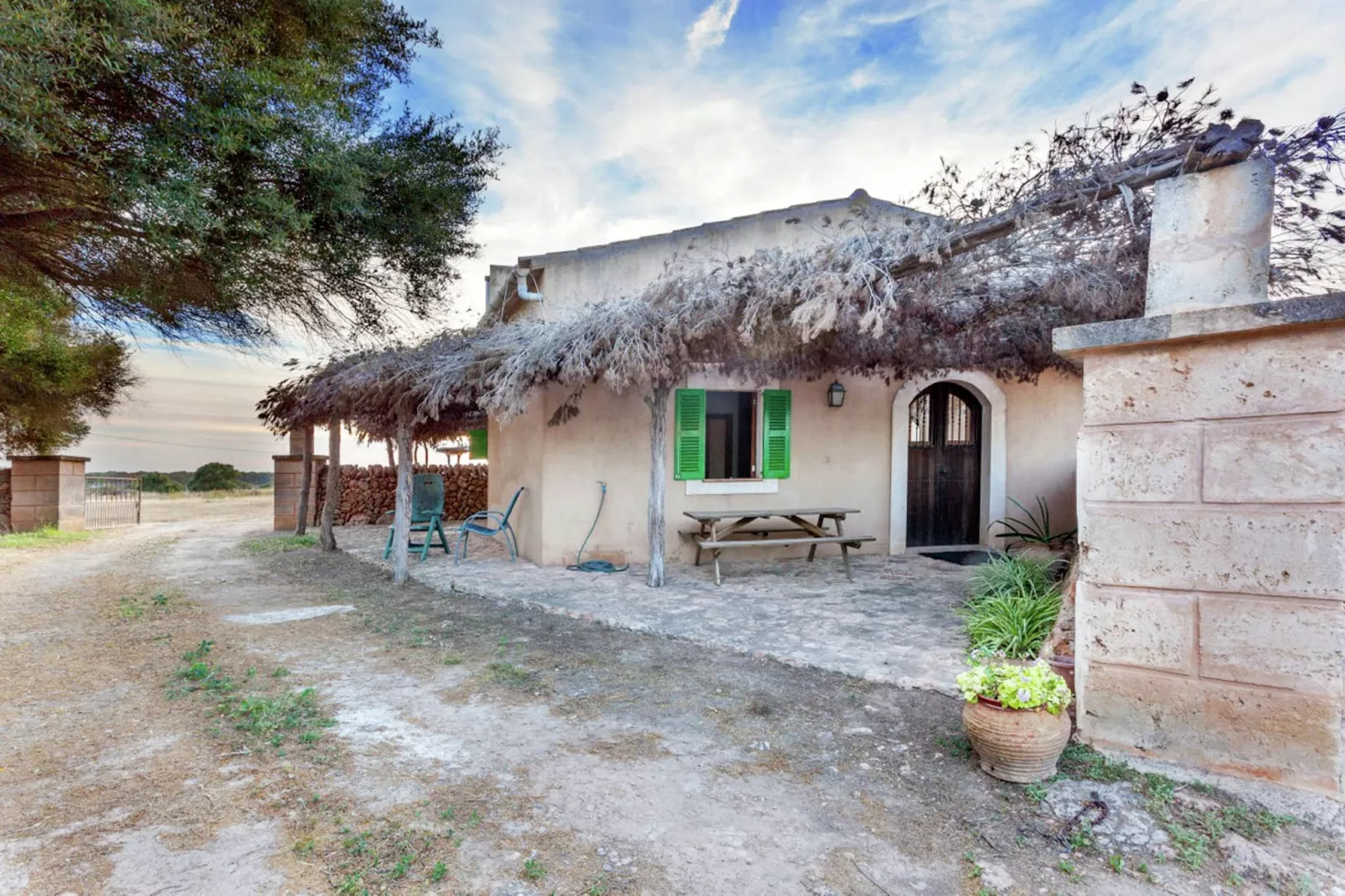 Possesió Sa Barrala-Exterior summer