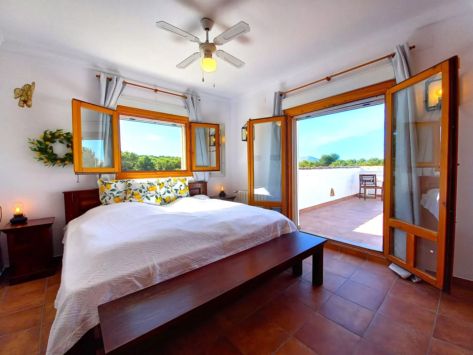 Villa Lantana-Inside