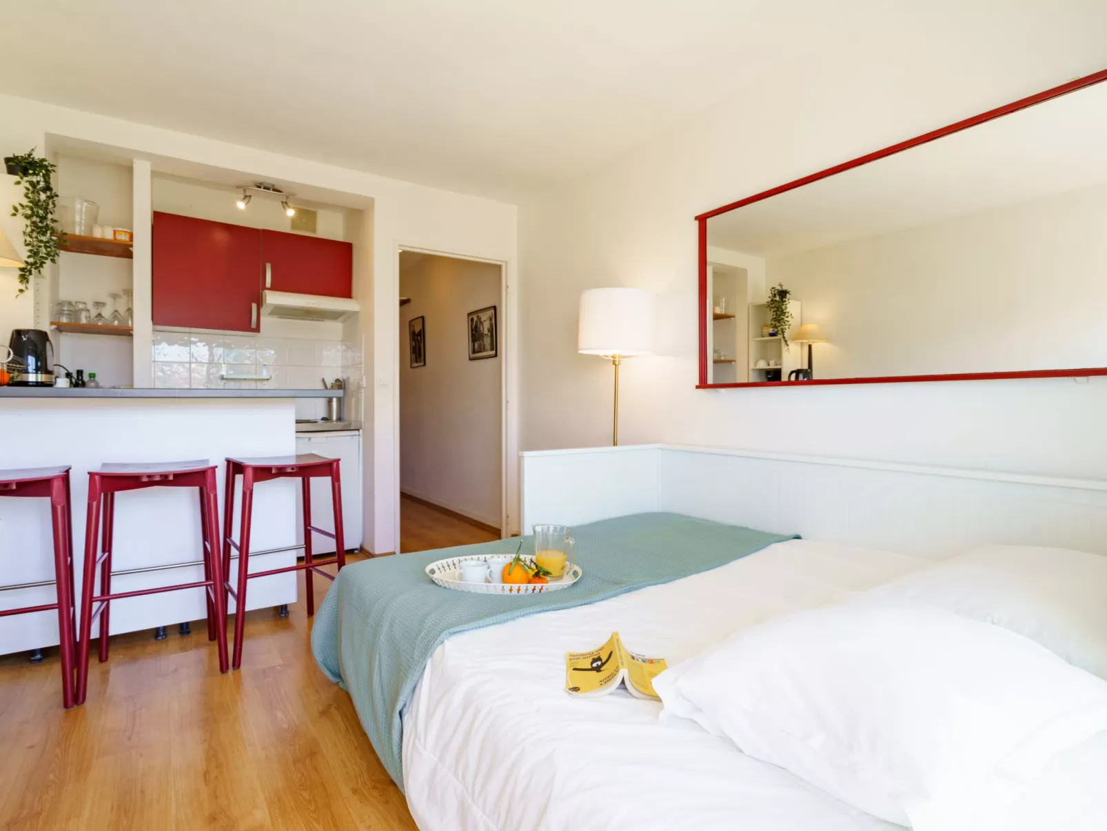 Bellevue Clemenceau-Inside