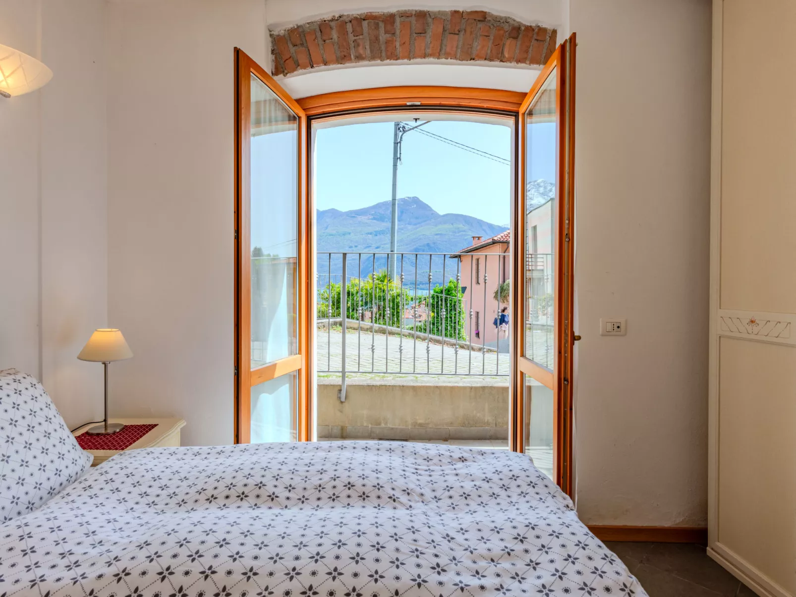 Pieve (GRV102)-Inside