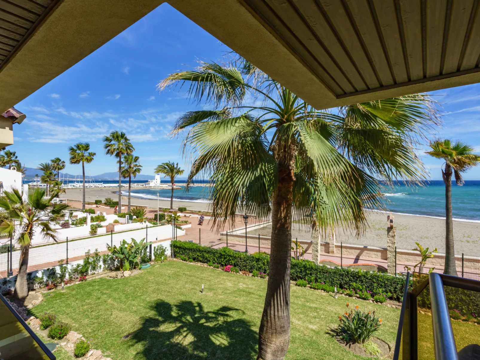 Sea View Marina del Castillo-Outside