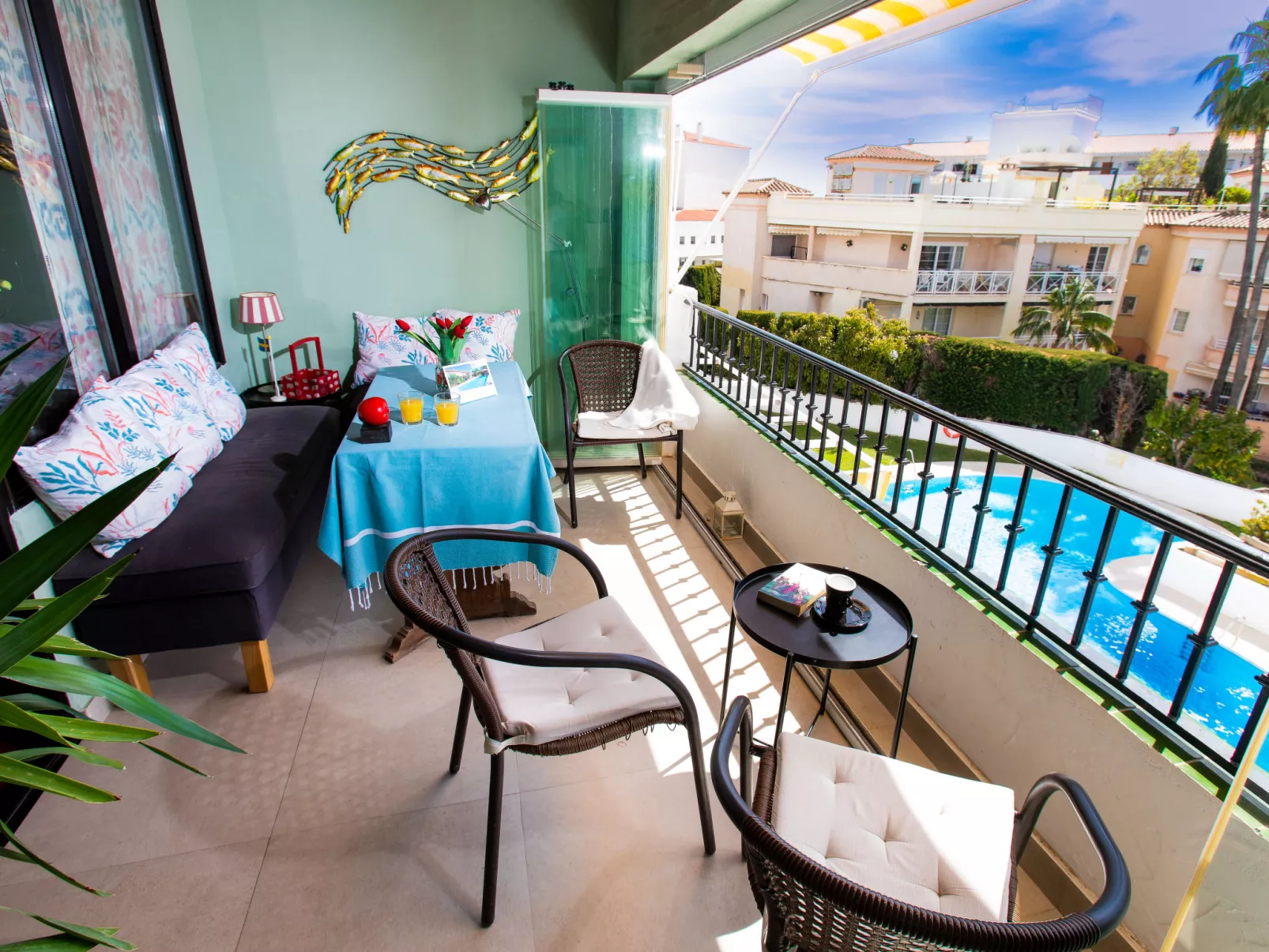 Parador Hotel Area-Inside
