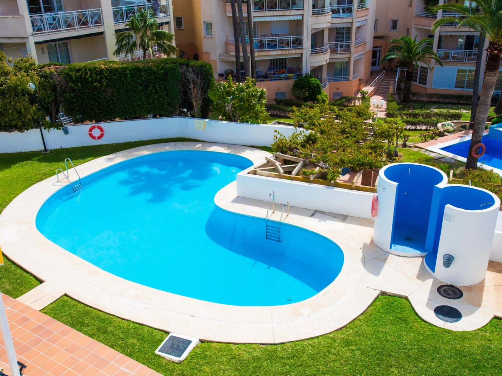Parador Hotel Area-Outside