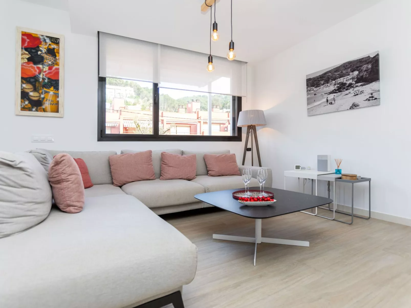 Sa Riera White on the Beach-Inside
