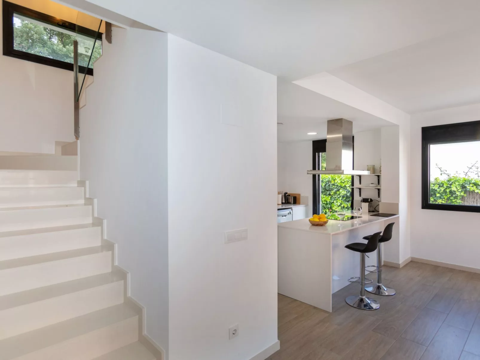 Sa Riera White on the Beach-Inside