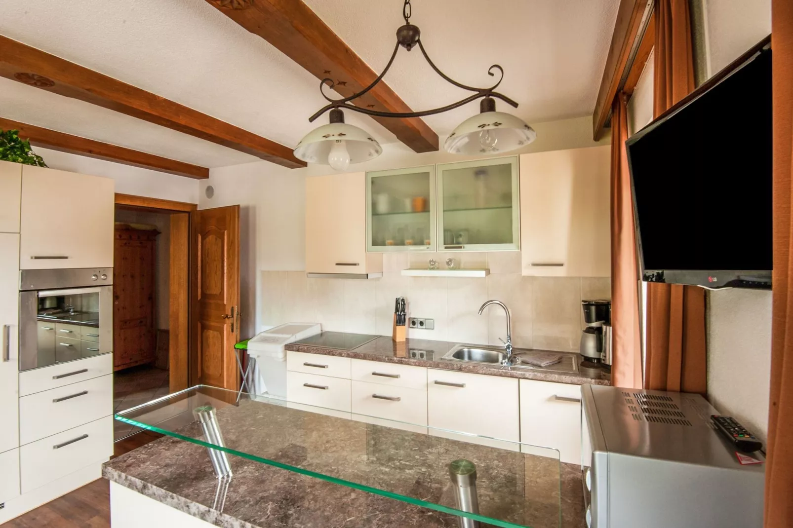 Klammerhof - Dorfblick-Kitchen