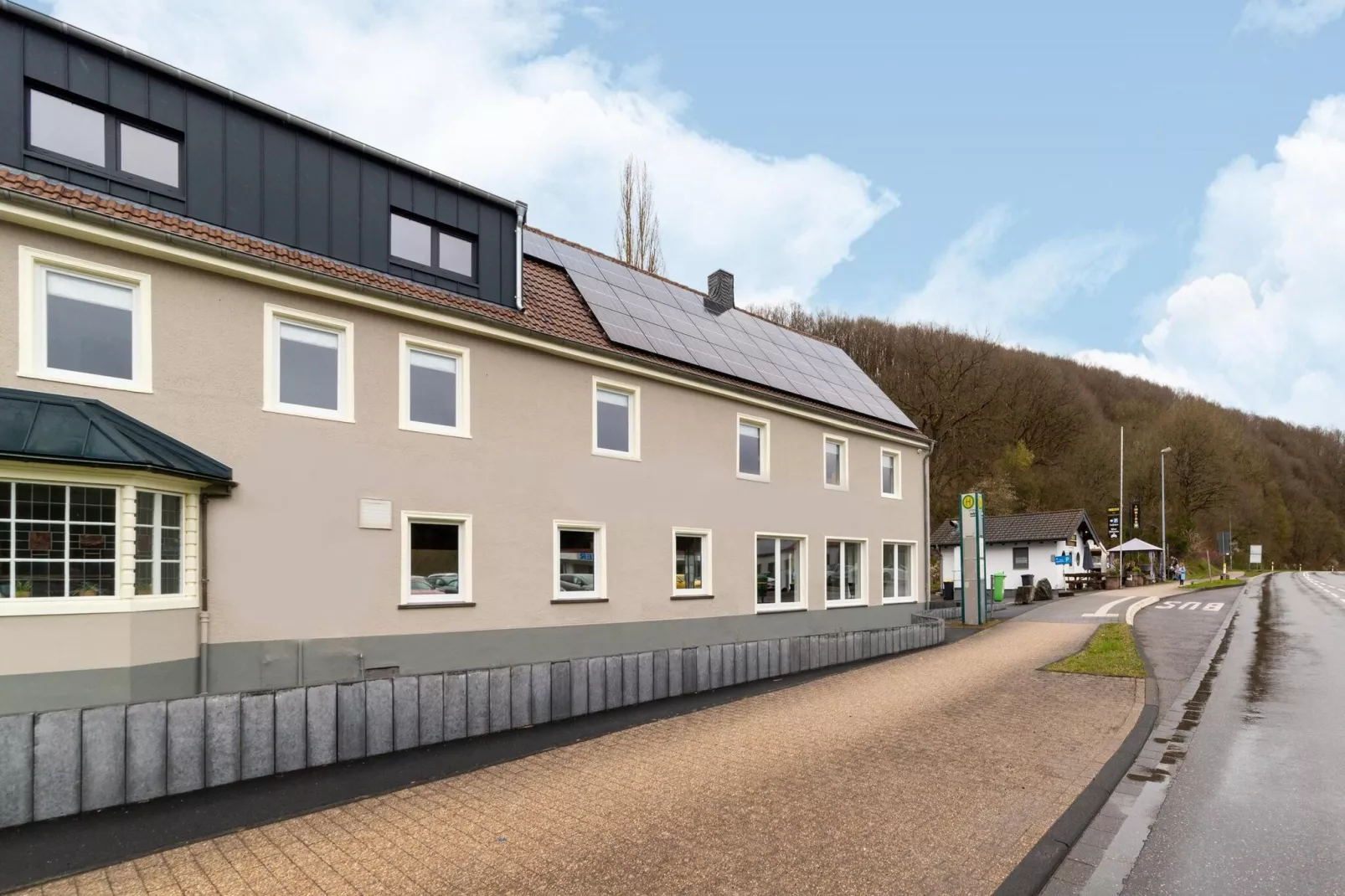 Groepshuis Eifel-Exterior in summer