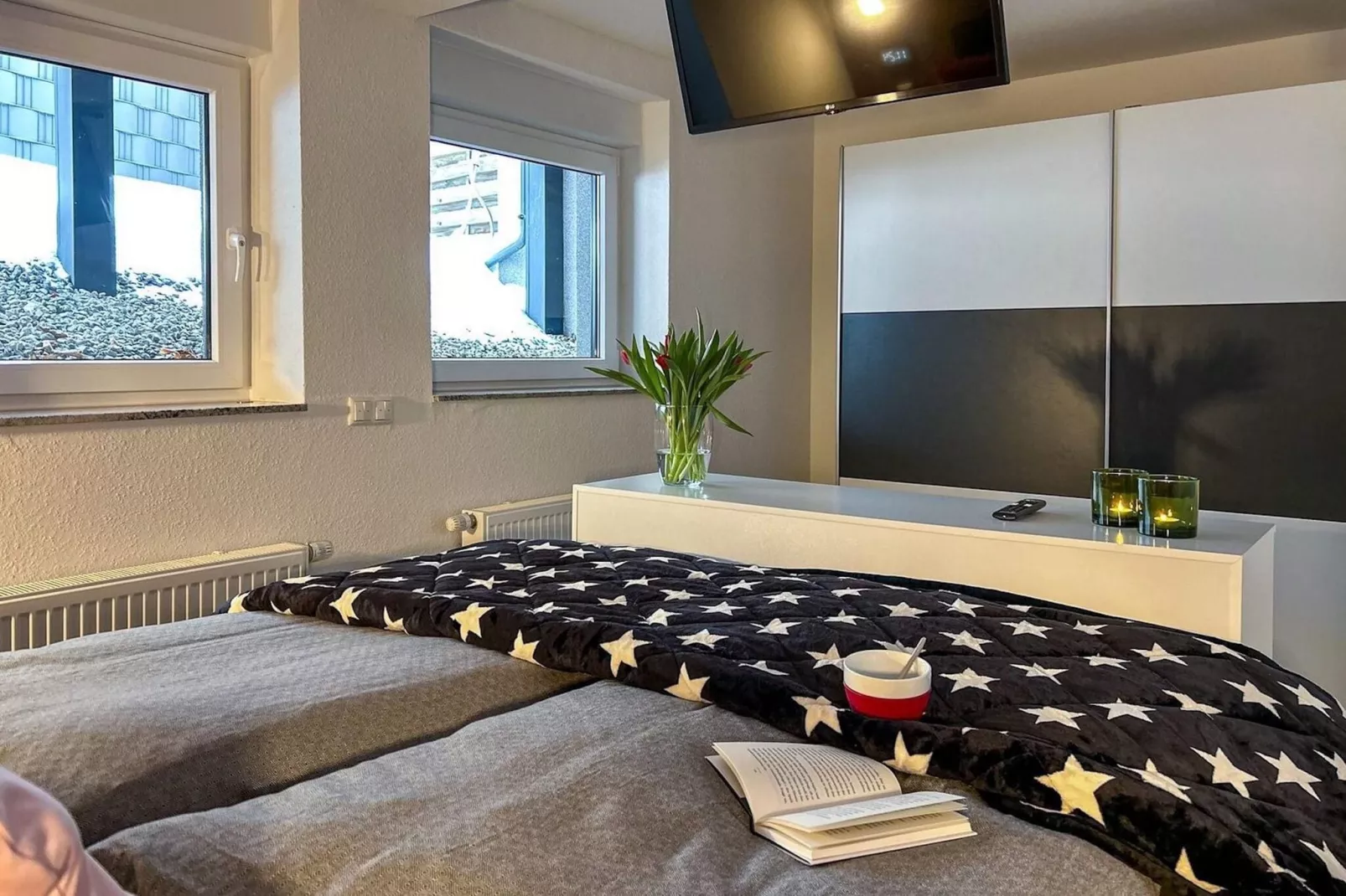 Am Höhlchen-Bedroom