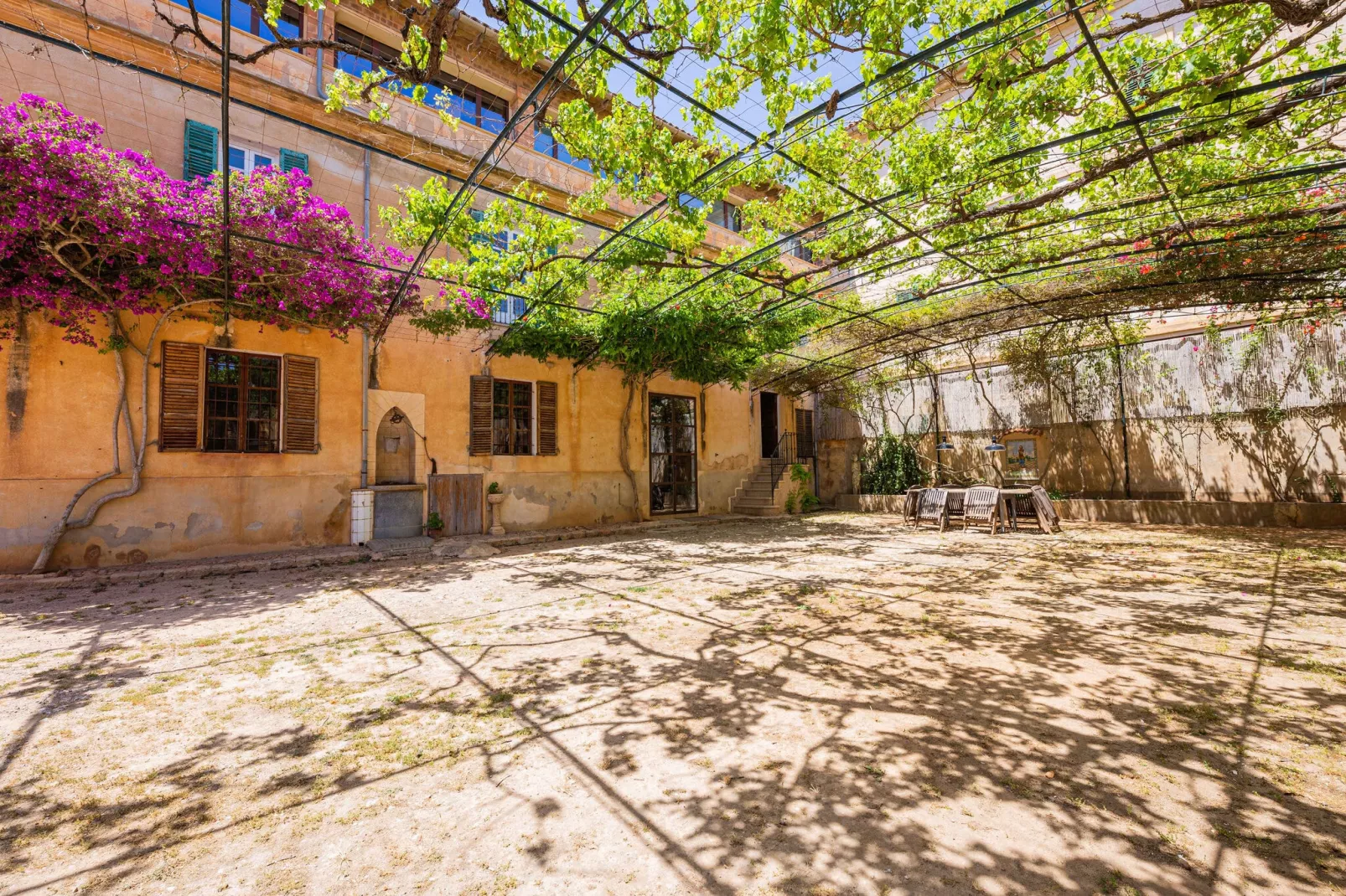 Casa del Señor-Exterior summer