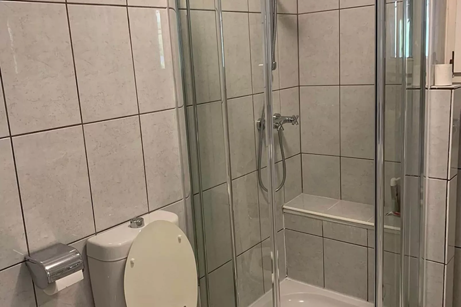 Casa Pippa-Bathroom