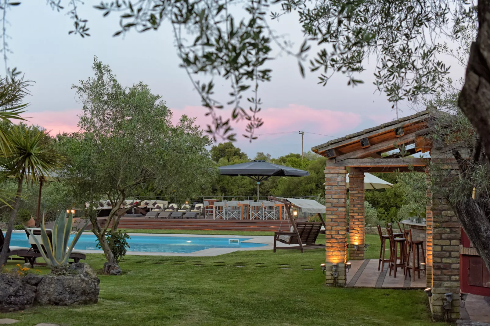 Villa Classic-Gardens summer