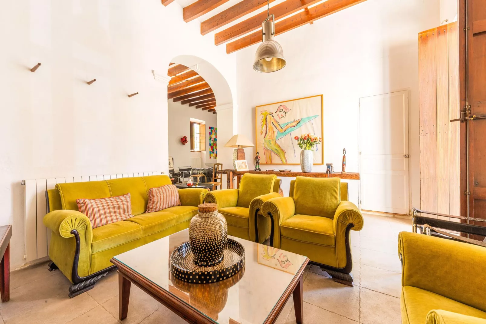Casa del Señor-Living room