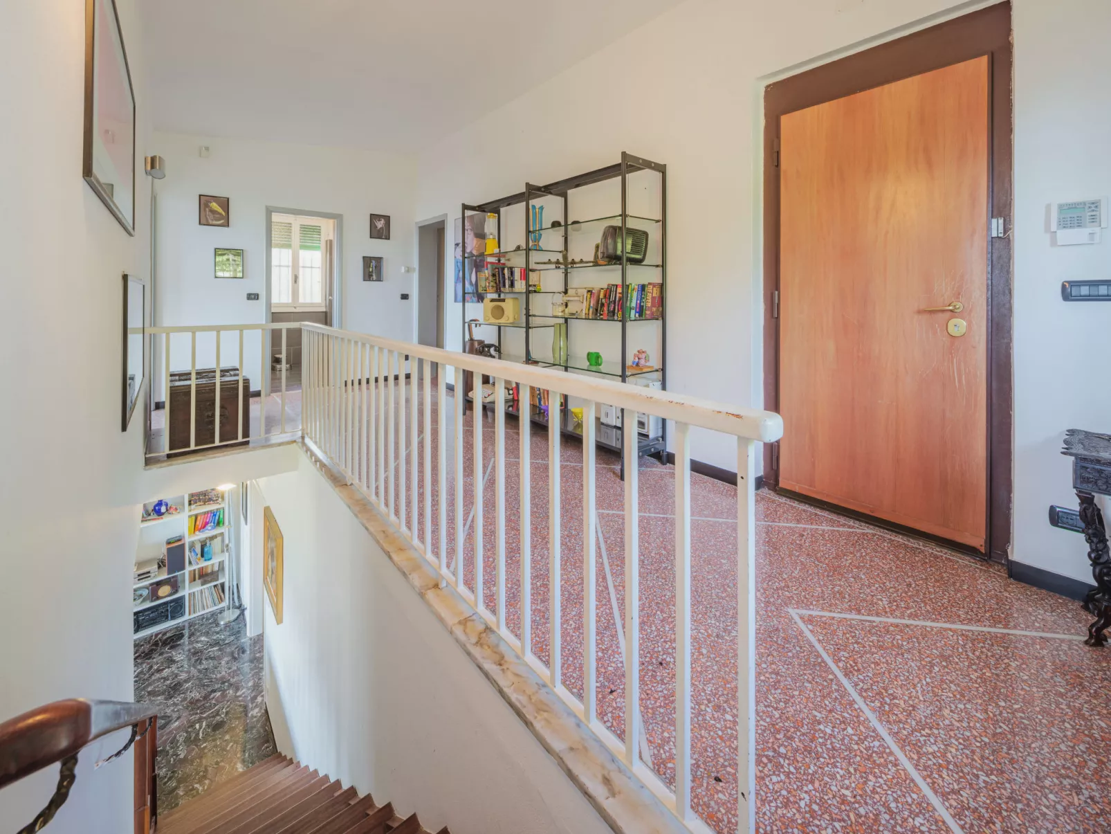 Villa Poc-Inside