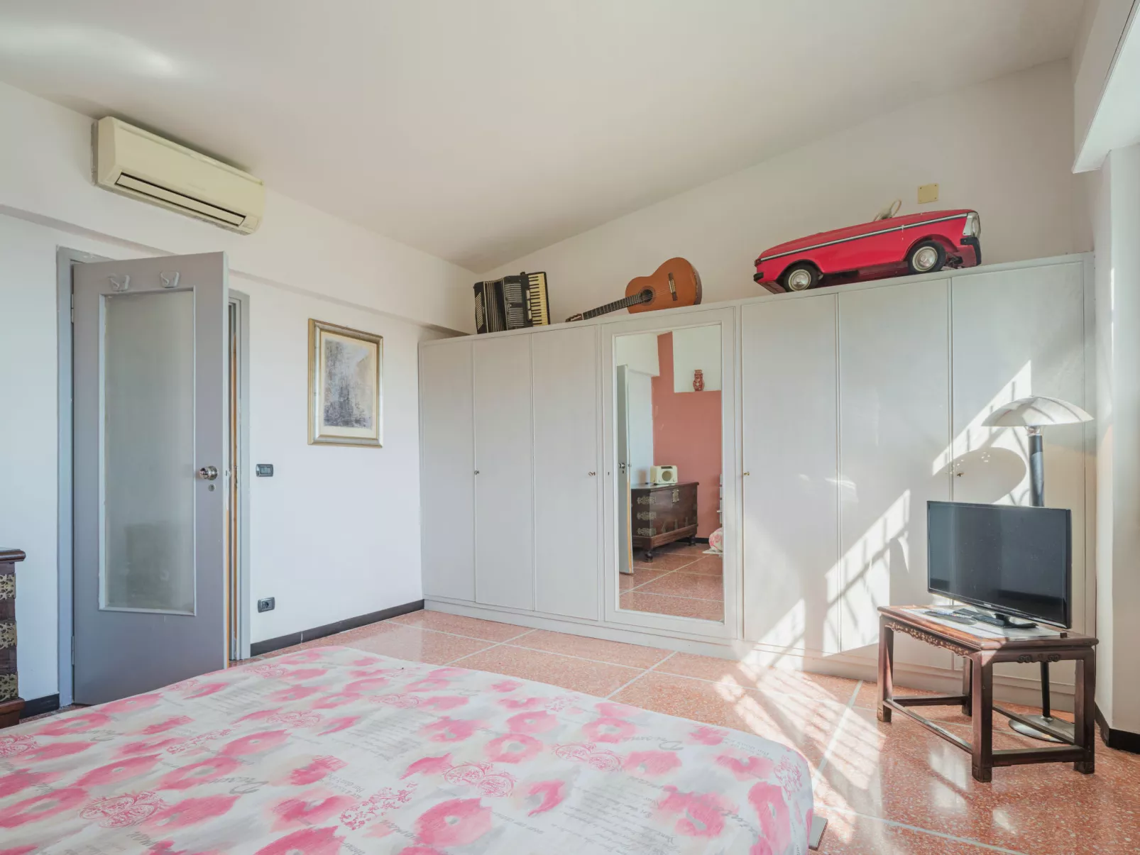 Villa Poc-Inside