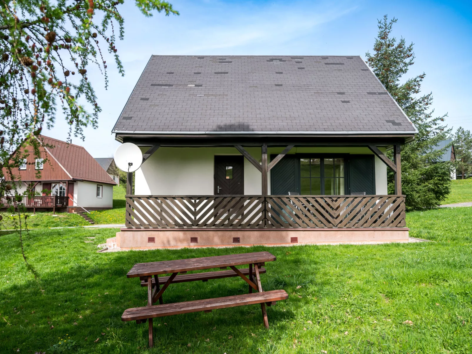 Holiday Hill 40-Draußen