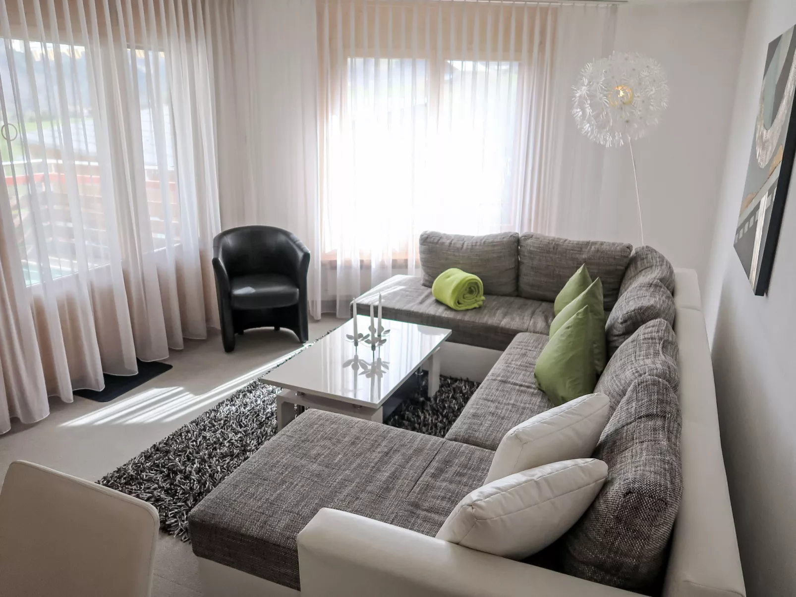 Apt D 045-Inside