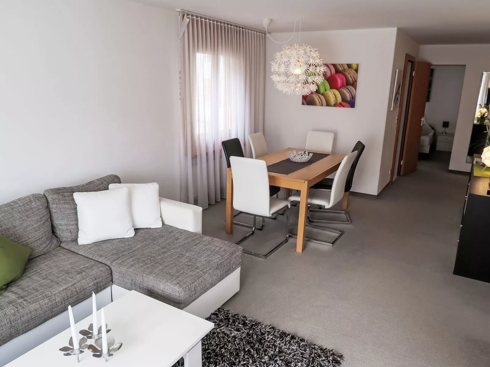 Apt D 045-Inside