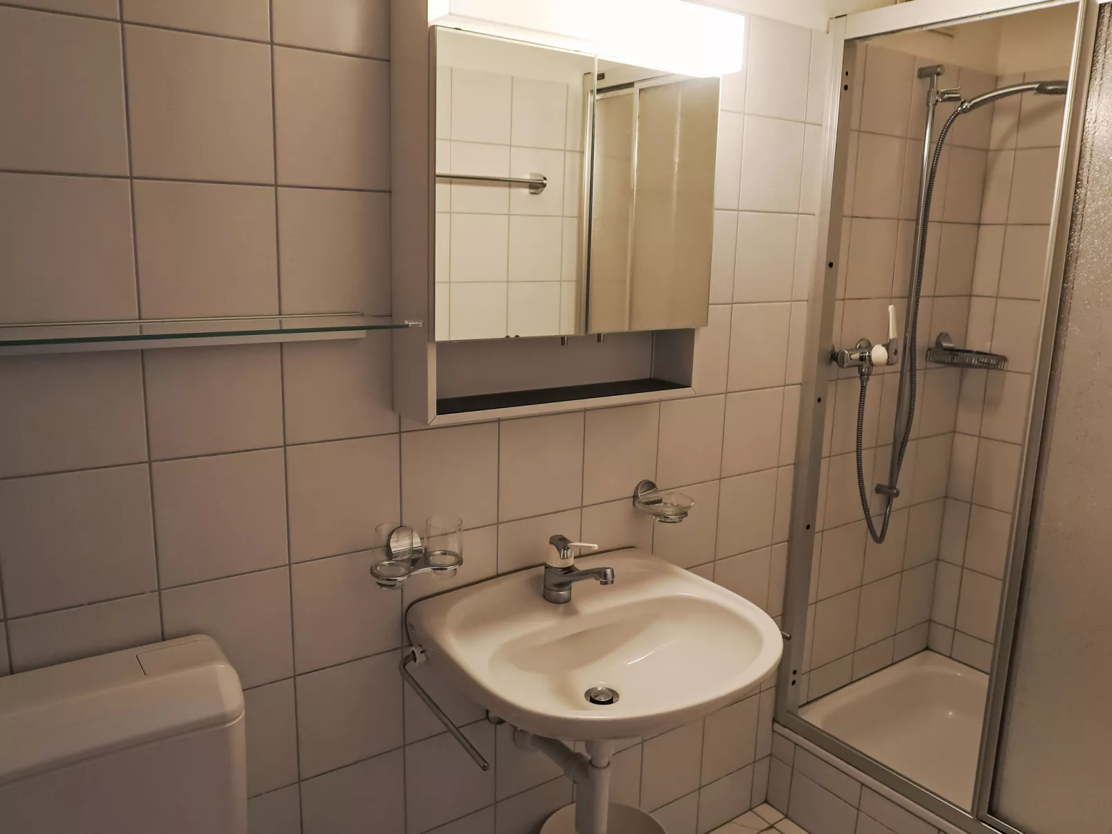 Apt D 045-Inside