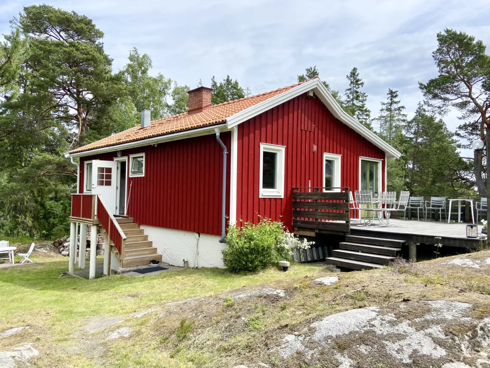Smultronstället-Outside