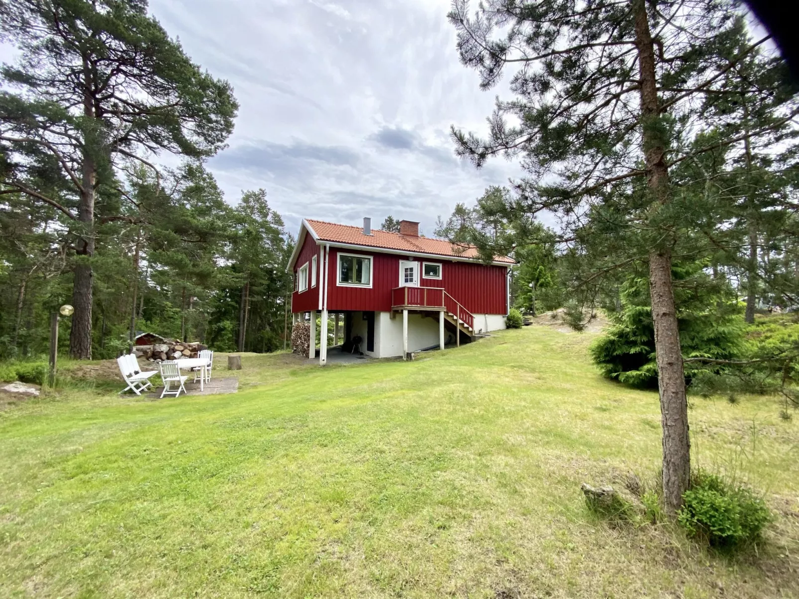 Smultronstället-Outside