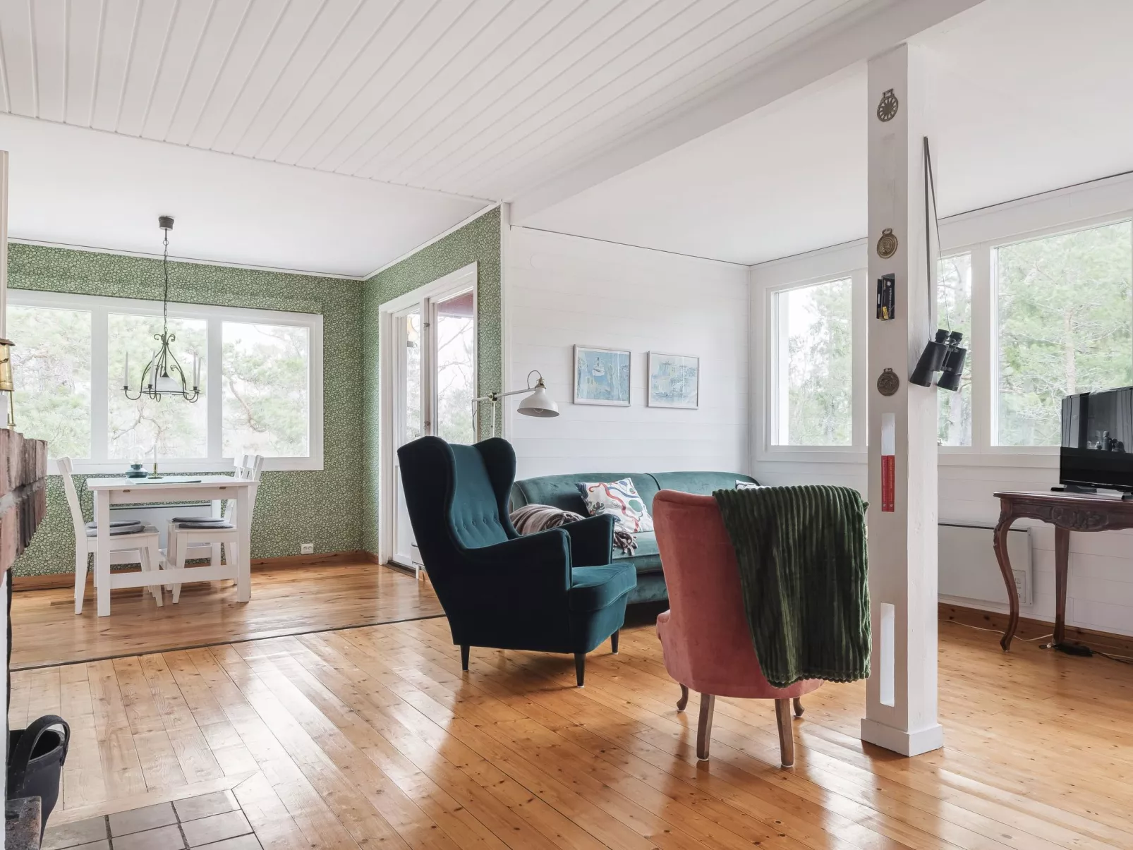 Smultronstället-Inside