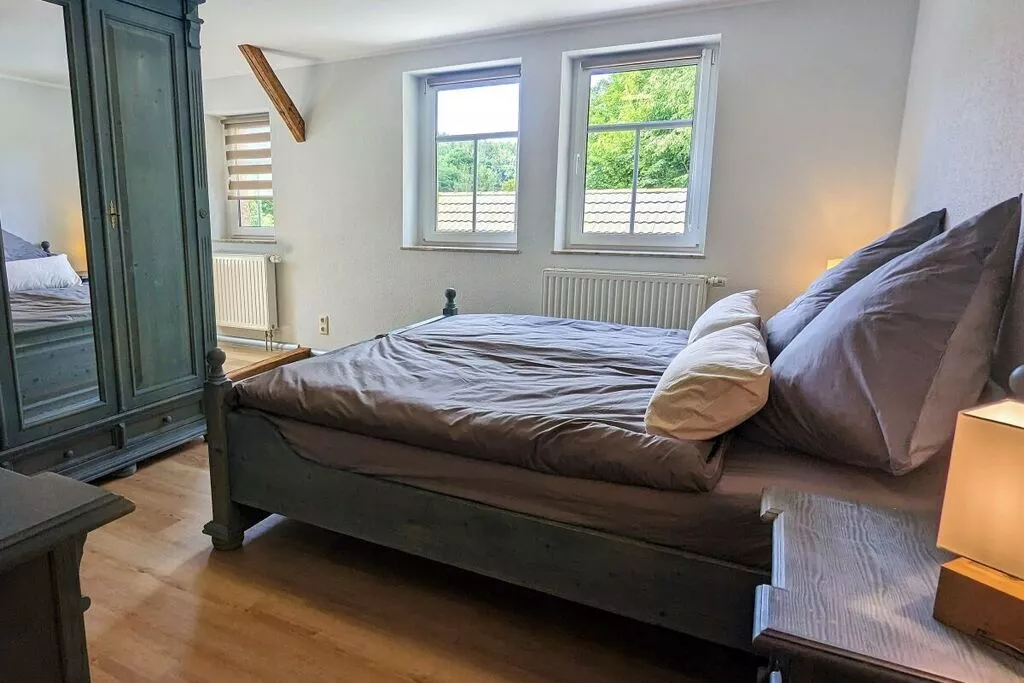 464620-Living room