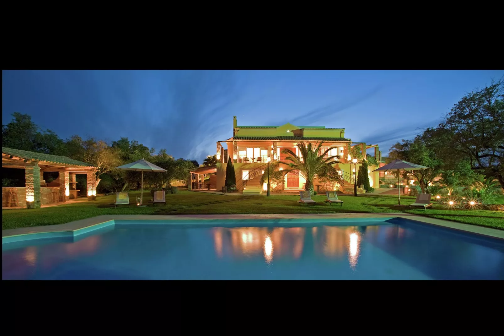 Villa Exclusive-Pool